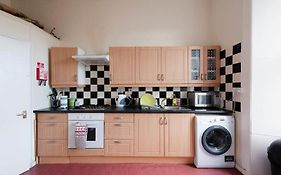 Edinburgh Central Roomz Aparthotel